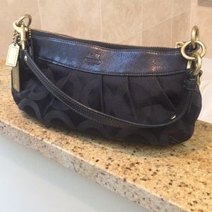 Coach Signature Small Hobo